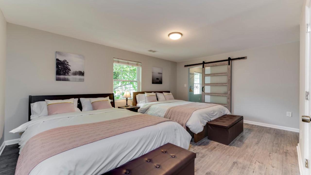 Stylish 3BR 3BA Colonial House by CozySuites Alexandria Zewnętrze zdjęcie