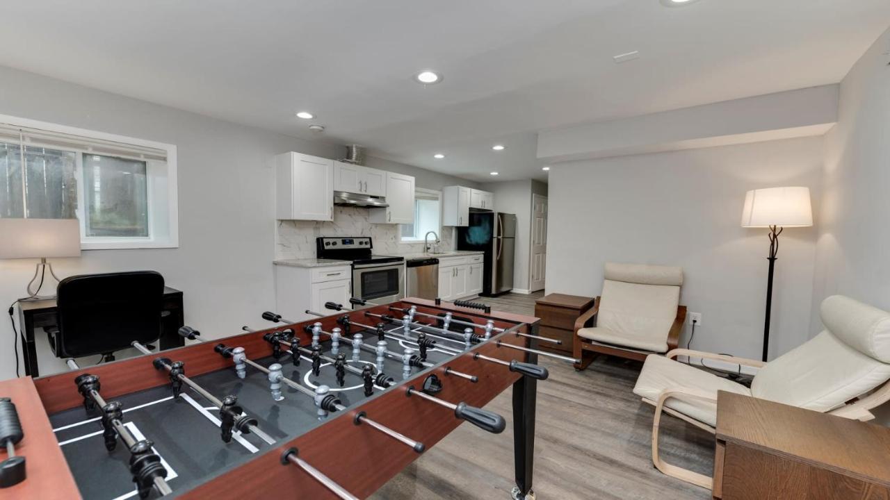 Stylish 3BR 3BA Colonial House by CozySuites Alexandria Zewnętrze zdjęcie