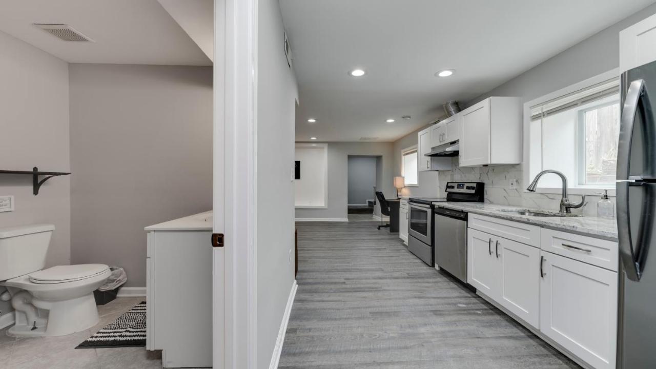 Stylish 3BR 3BA Colonial House by CozySuites Alexandria Zewnętrze zdjęcie